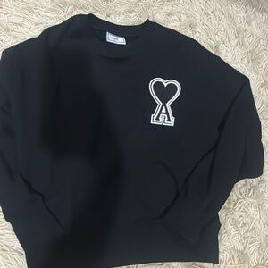 Ami crewneck size